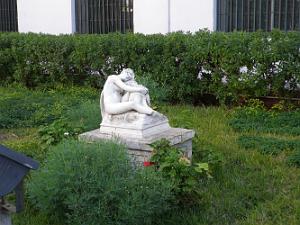 1505  les statues du musee 